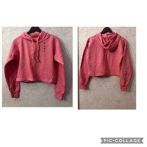 💕Awesome Concept Junior Pink  Pullover Hoodie(Chest 48”
Length 17”)